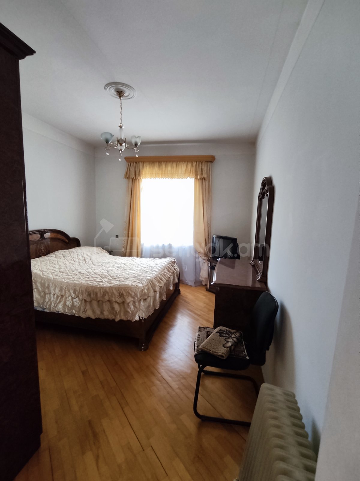 8 Սենյականոց Սեփական Տուն, 330քմ, Կապիտալ Վերանորոգված