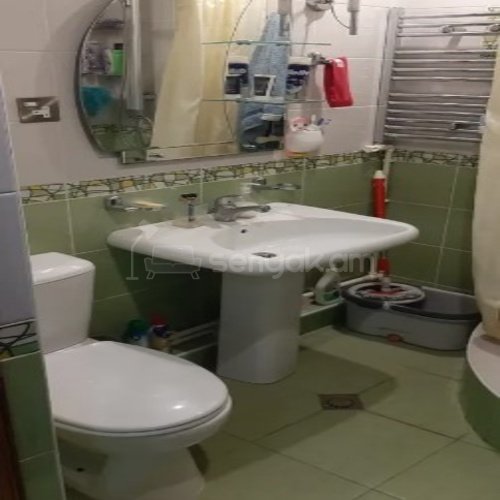 3 Սենյականոց Բնակարան Քարե Շենքում, 51քմ, 2/5 հարկ, Կապիտալ Վերանորոգված, Կահավորված, Արևկող