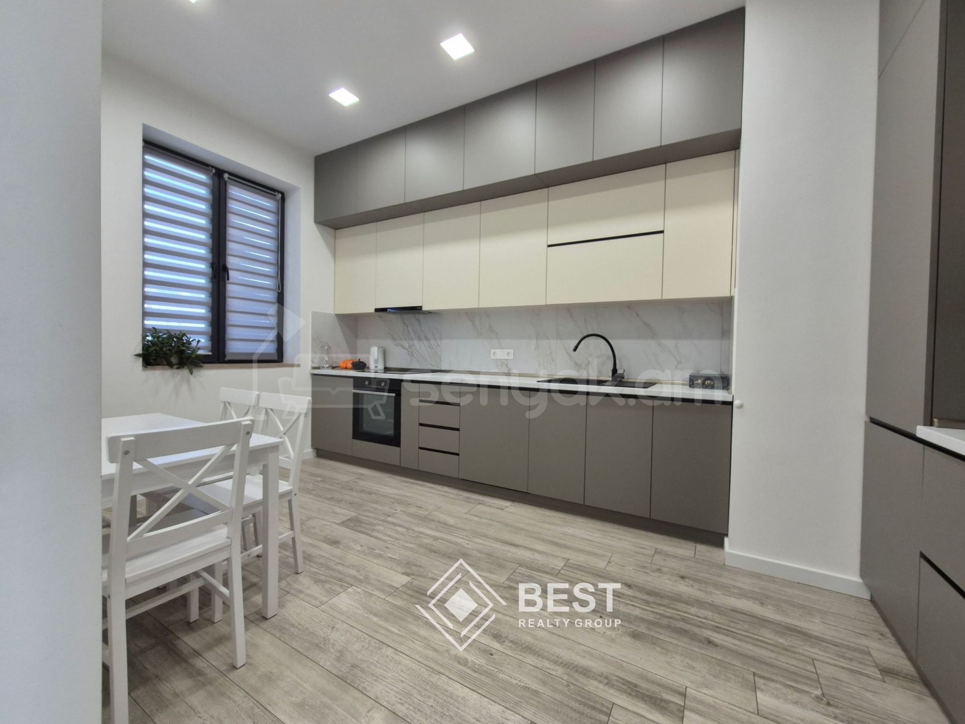 5 Սենյականոց Շքեղ Առանձնատուն, 195քմ