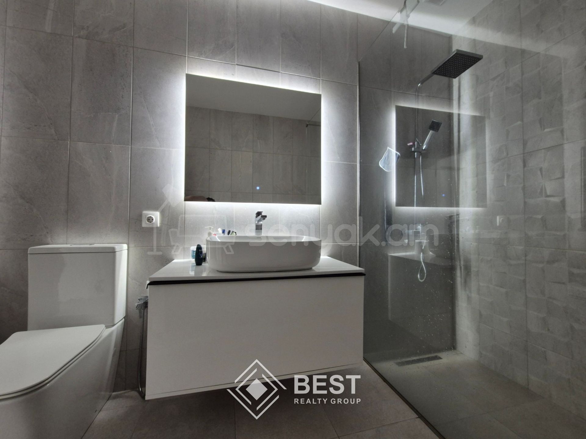 5 Սենյականոց Շքեղ Առանձնատուն, 195քմ