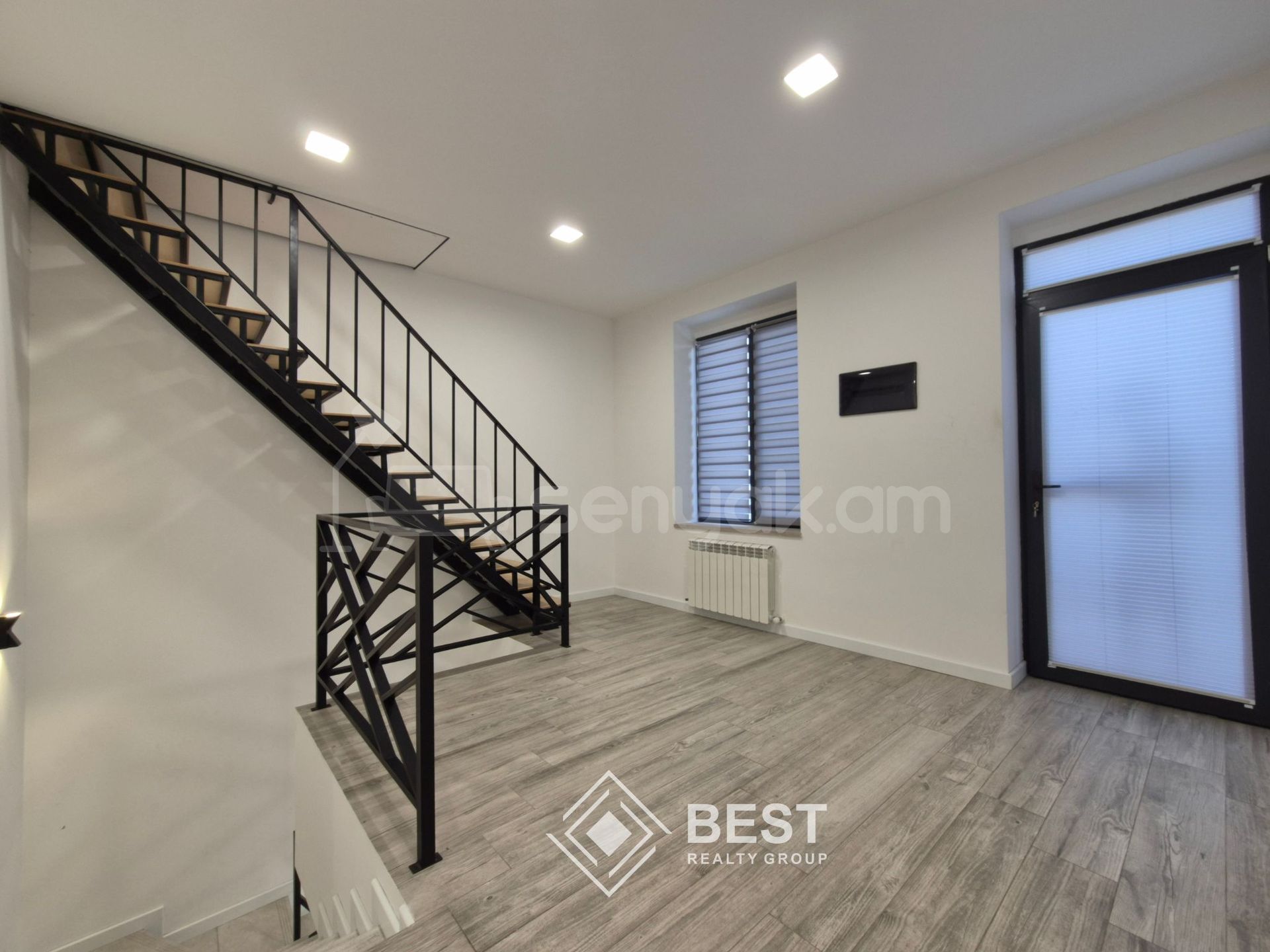 5 Սենյականոց Շքեղ Առանձնատուն, 195քմ