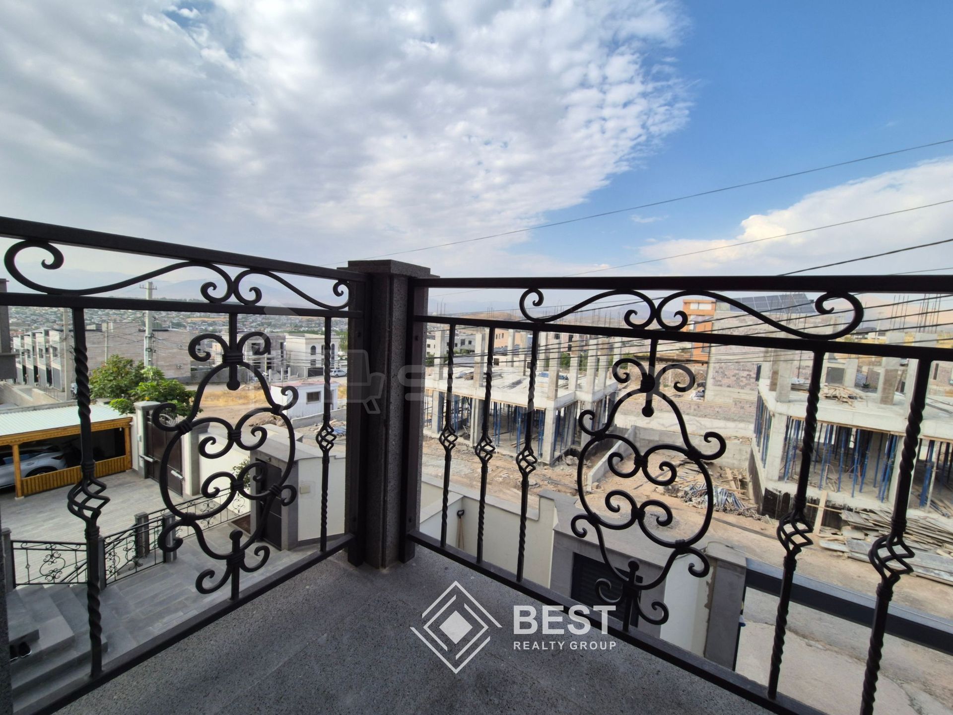 5 Սենյականոց Շքեղ Առանձնատուն, 195քմ