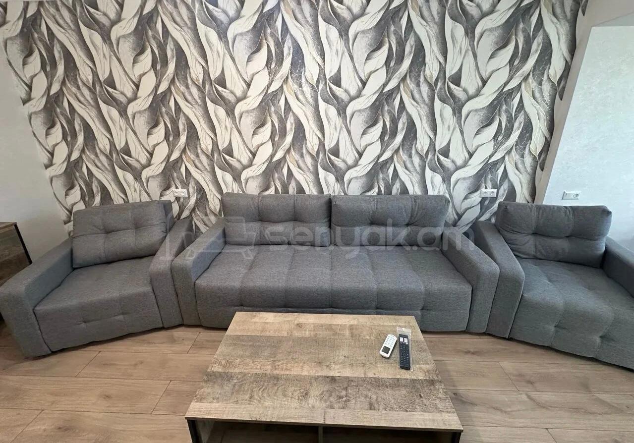 3 Սենյականոց Բնակարան Քարե Շենքում, 85քմ, 5/5 հարկ, Դիզայներական Վերանորոգված, Կահավորված, Արևկող