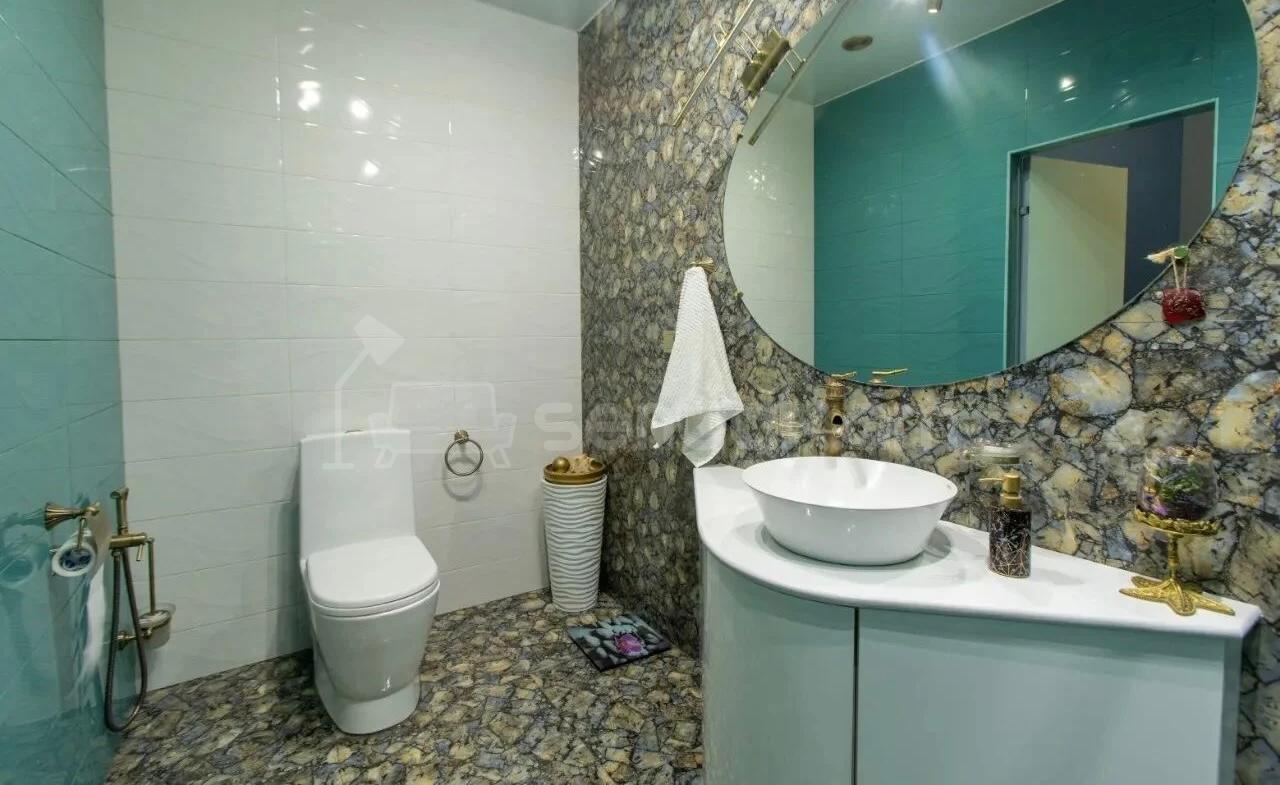 2 Սենյականոց Բնակարան, 73քմ, 6/15 հարկ, Դիզայներական Վերանորոգված, Կահավորված, Արևկող