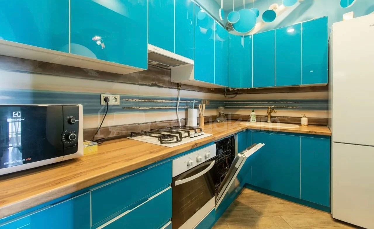 2 Սենյականոց Բնակարան, 73քմ, 6/15 հարկ, Դիզայներական Վերանորոգված, Կահավորված, Արևկող