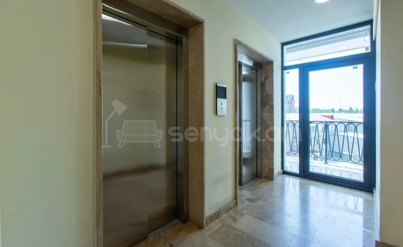 2 Սենյականոց Բնակարան, 73քմ, 6/15 հարկ, Դիզայներական Վերանորոգված, Կահավորված, Արևկող