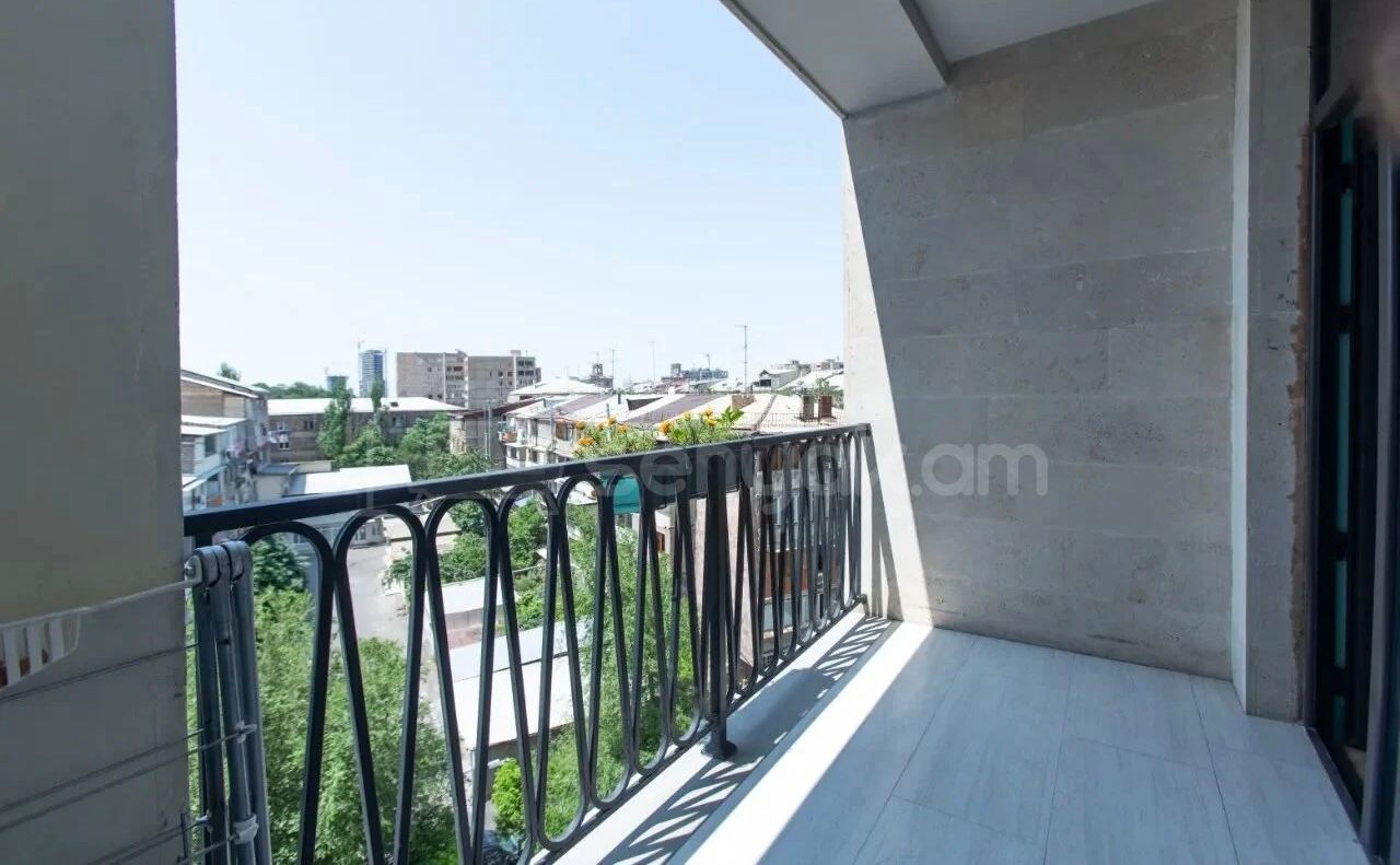 2 Սենյականոց Բնակարան, 73քմ, 6/15 հարկ, Դիզայներական Վերանորոգված, Կահավորված, Արևկող