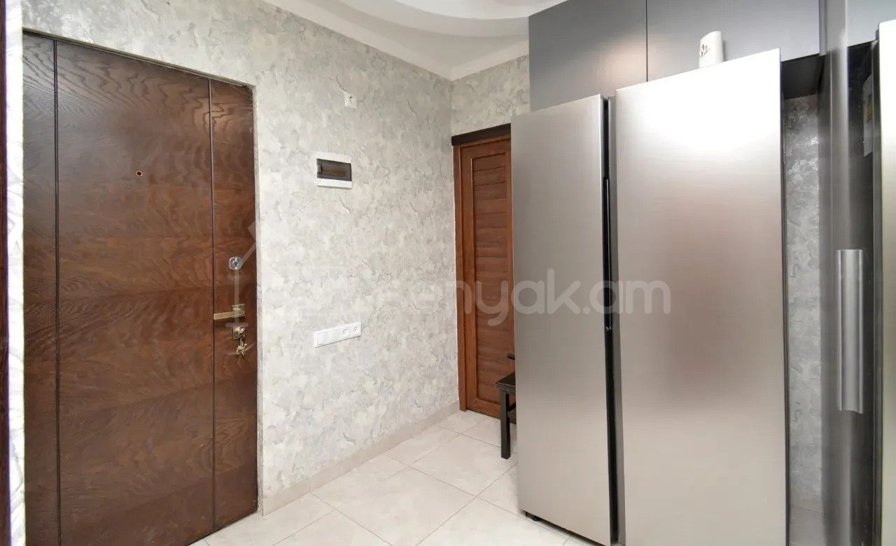 2 Սենյականոց Բնակարան Քարե Շենքում, 52քմ, 2/4 հարկ, Կապիտալ Վերանորոգված