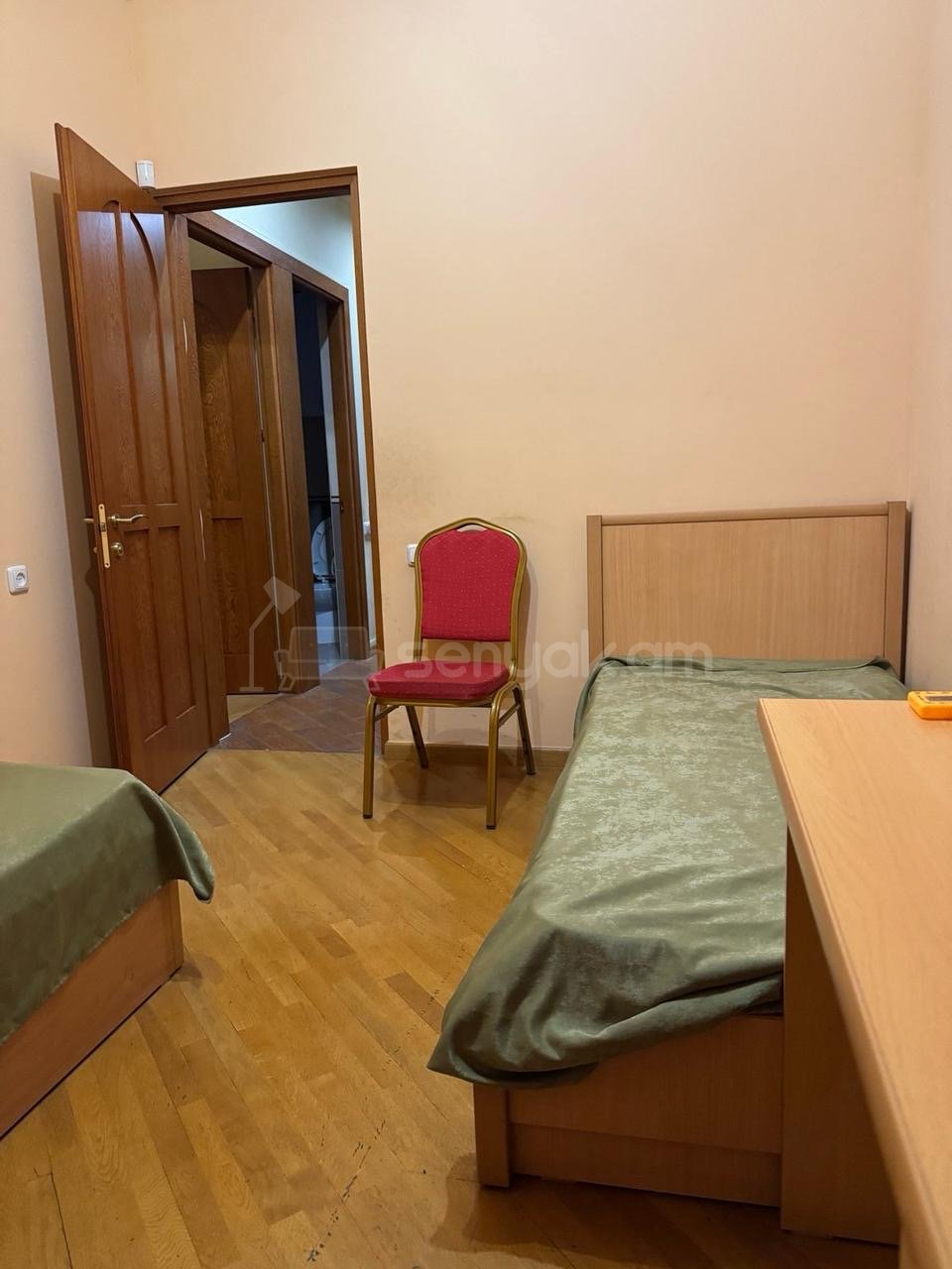 3 Սենյականոց Բնակարան Քարե Շենքում, 78քմ, 3/5 հարկ, Կապիտալ Վերանորոգված