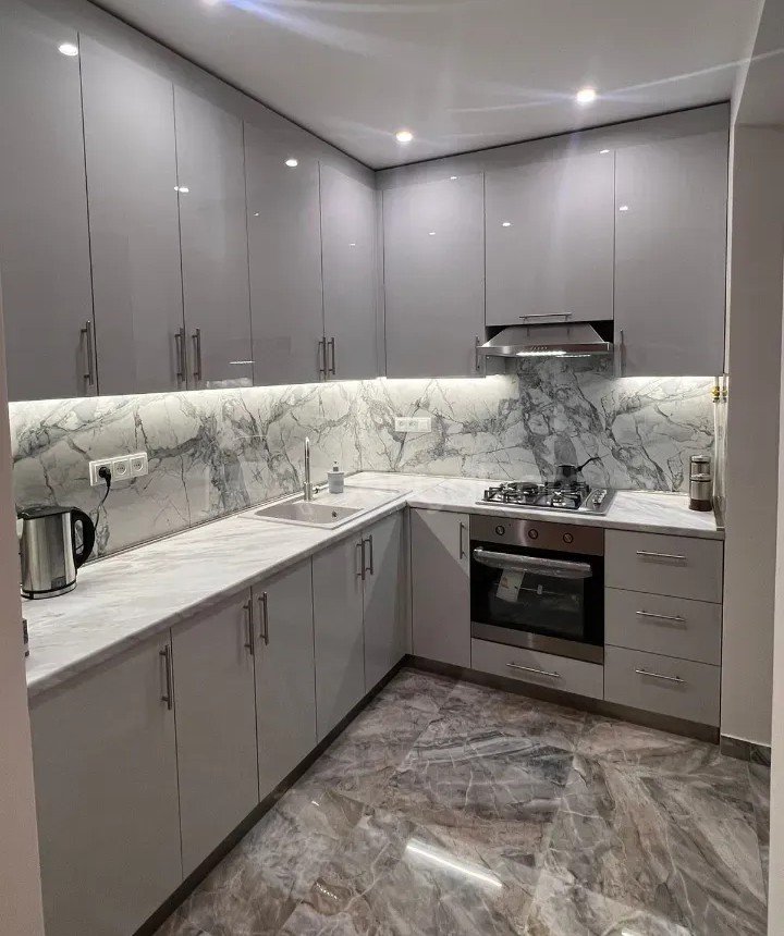 3 Սենյականոց Բնակարան Քարե Շենքում, 70քմ, 4/4 հարկ, Կապիտալ Վերանորոգված, Կահավորված, Արևկող