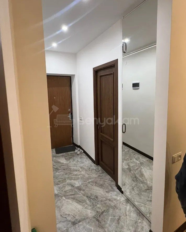 3 Սենյականոց Բնակարան Քարե Շենքում, 70քմ, 4/4 հարկ, Կապիտալ Վերանորոգված, Կահավորված, Արևկող