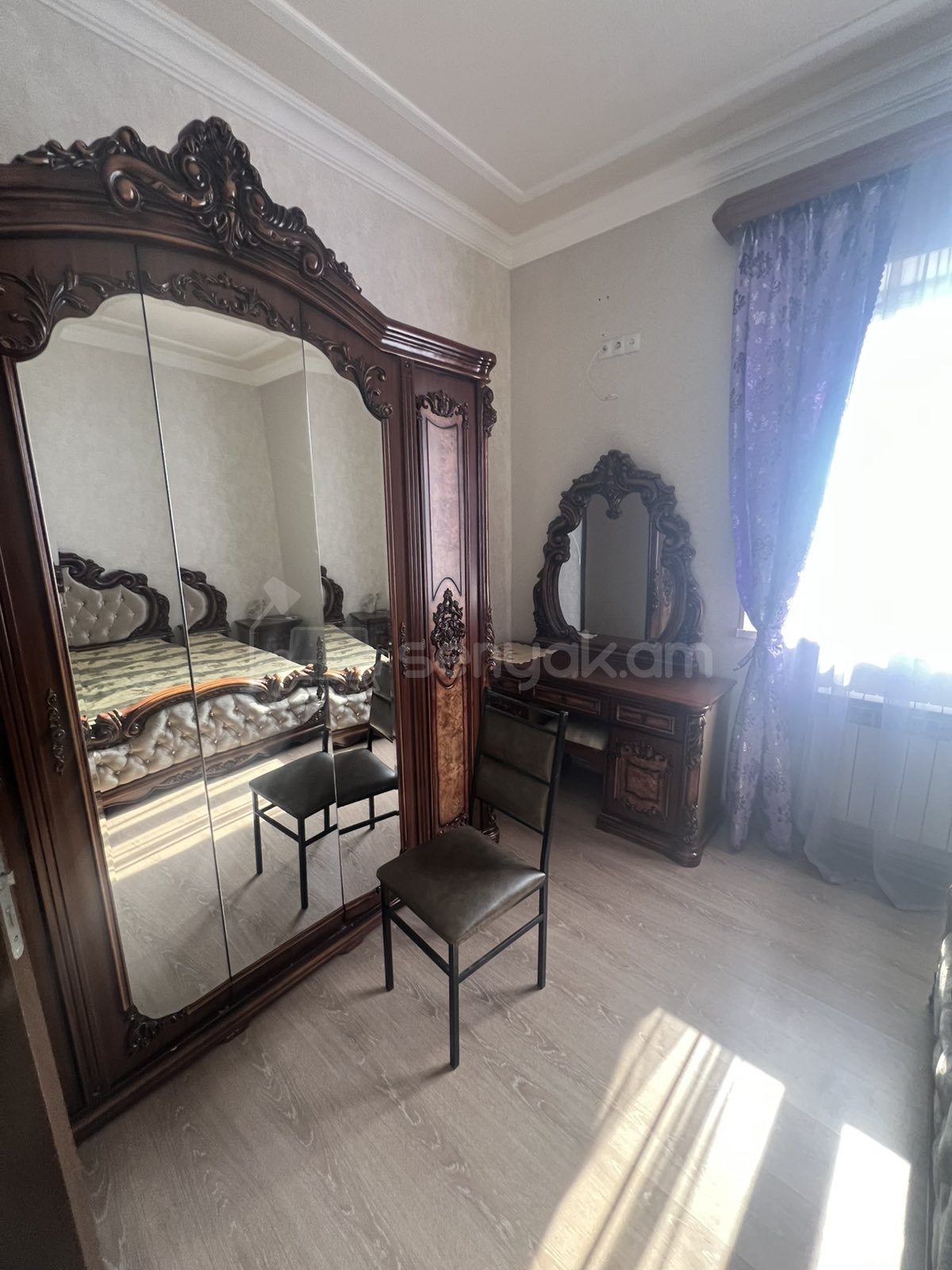 3 Սենյականոց Բնակարան Քարե Շենքում, 78քմ, 1/1 հարկ, Կապիտալ Վերանորոգված, Կահավորված, Արևկող