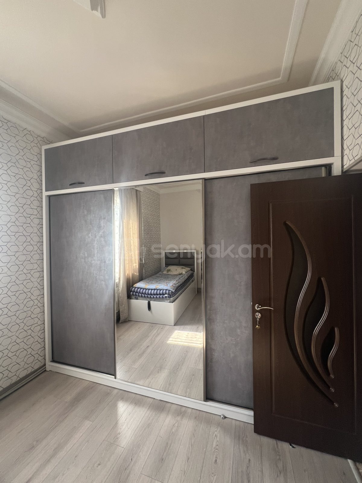 3 Սենյականոց Բնակարան Քարե Շենքում, 78քմ, 1/1 հարկ, Կապիտալ Վերանորոգված, Կահավորված, Արևկող