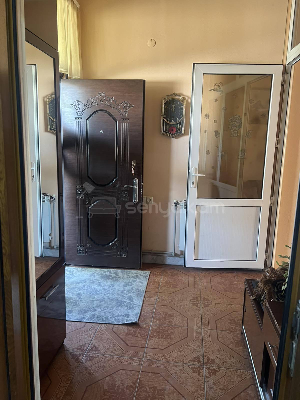 3 Սենյականոց Բնակարան Քարե Շենքում, 78քմ, 1/1 հարկ, Կապիտալ Վերանորոգված, Կահավորված, Արևկող