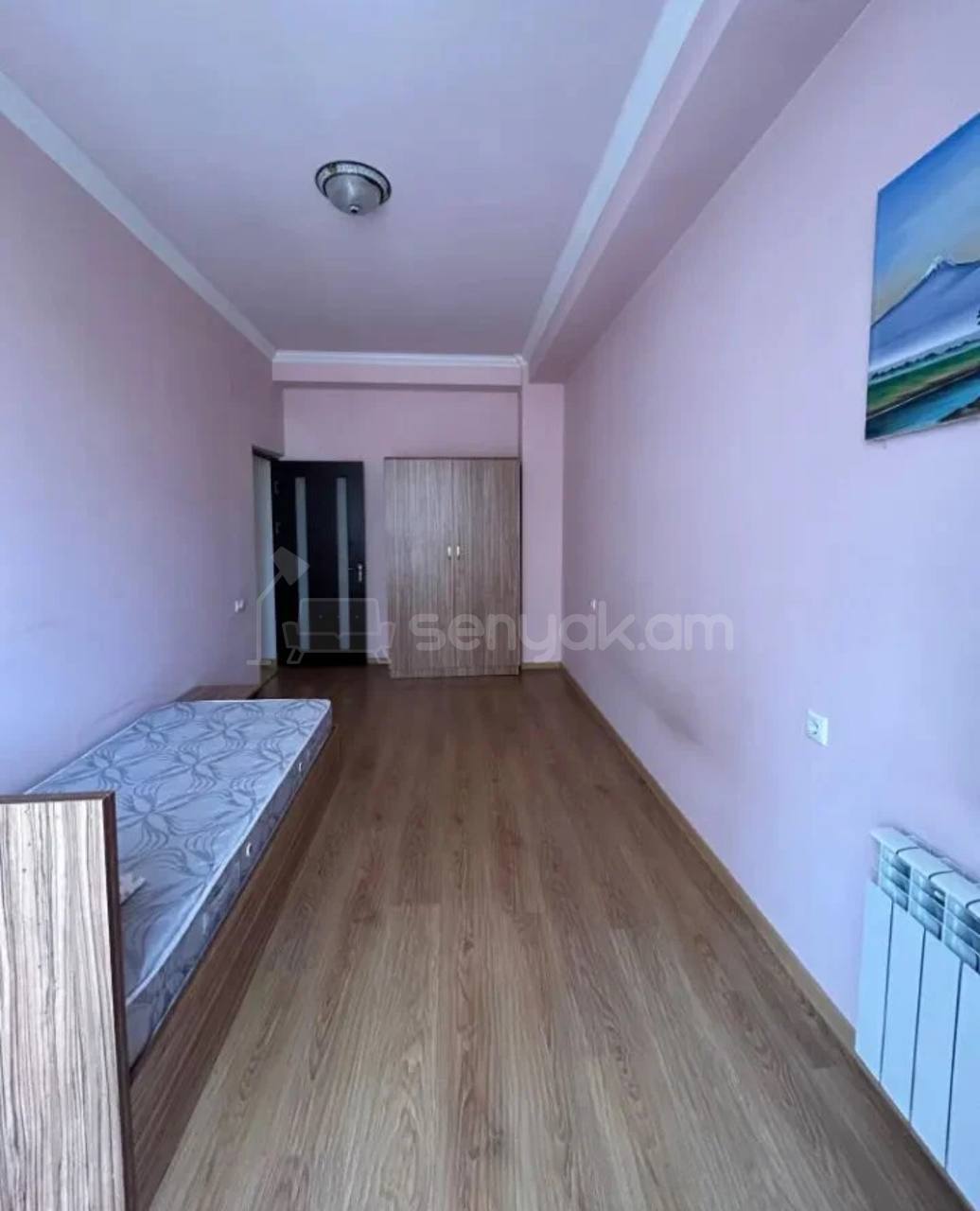 3 Սենյականոց Բնակարան Նորակառույցում, 70քմ, 4/8 հարկ, Կապիտալ Վերանորոգված, Կահավորված, Արևկող