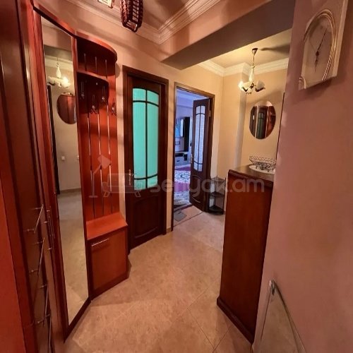 3 Սենյականոց Բնակարան, 81քմ, 7/14 հարկ, Կապիտալ Վերանորոգված, Կահավորված, Արևկող