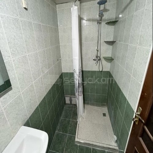 3 Սենյականոց Բնակարան, 81քմ, 7/14 հարկ, Կապիտալ Վերանորոգված, Կահավորված, Արևկող