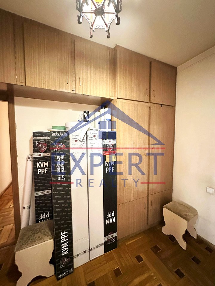 3 Սենյականոց Բնակարան Քարե Շենքում, 100քմ, 3/5 հարկ, Կապիտալ Վերանորոգված, Կահավորված