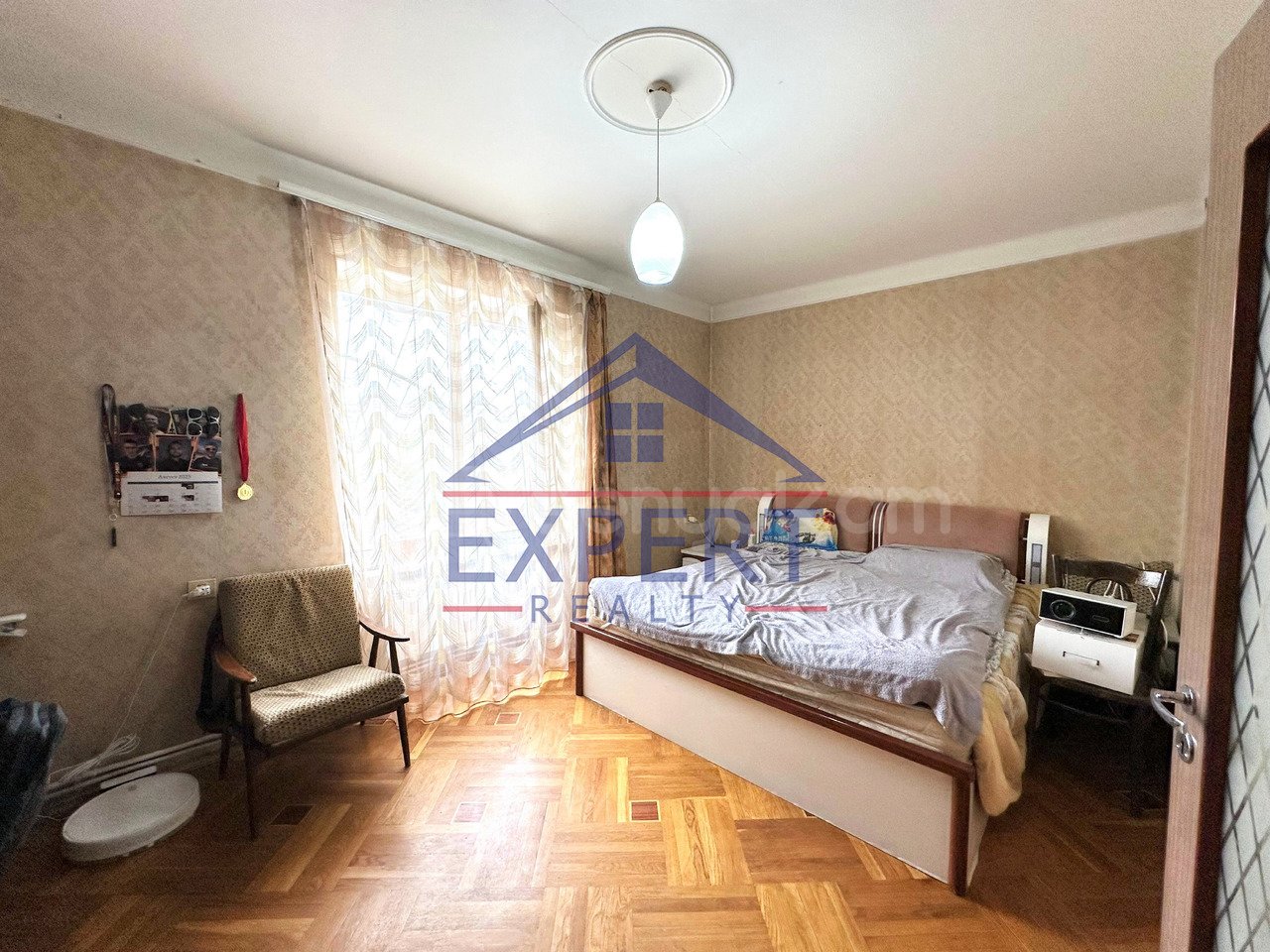 3 Սենյականոց Բնակարան Քարե Շենքում, 100քմ, 3/5 հարկ, Կապիտալ Վերանորոգված, Կահավորված