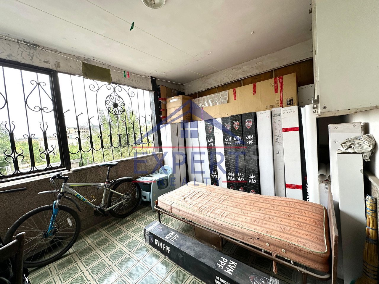 3 Սենյականոց Բնակարան Քարե Շենքում, 100քմ, 3/5 հարկ, Կապիտալ Վերանորոգված, Կահավորված