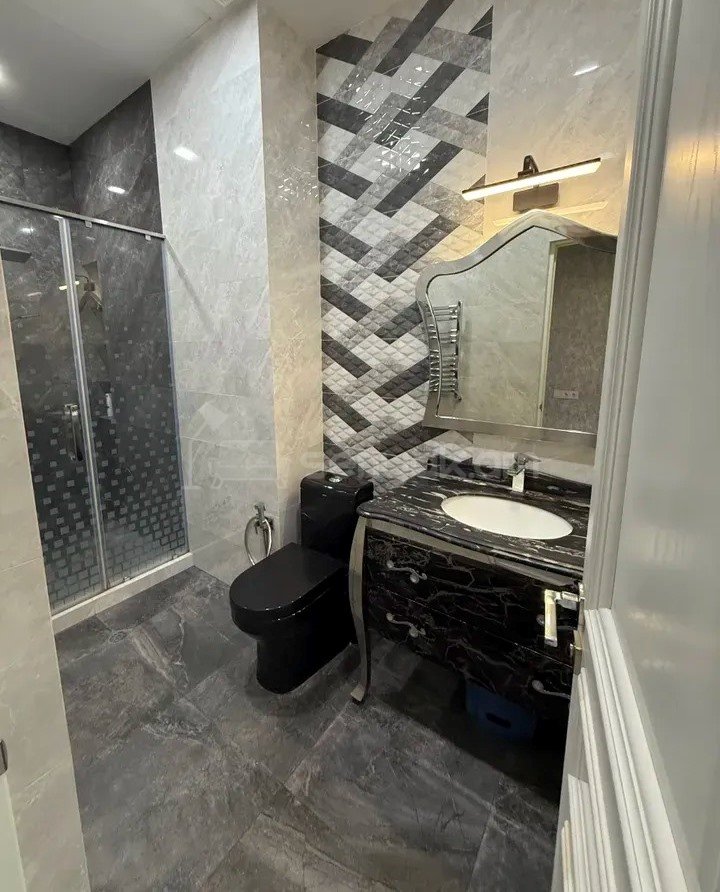 4 Սենյականոց Բնակարան Նորակառույցում, 122քմ, 9/9 հարկ, Դիզայներական Վերանորոգված