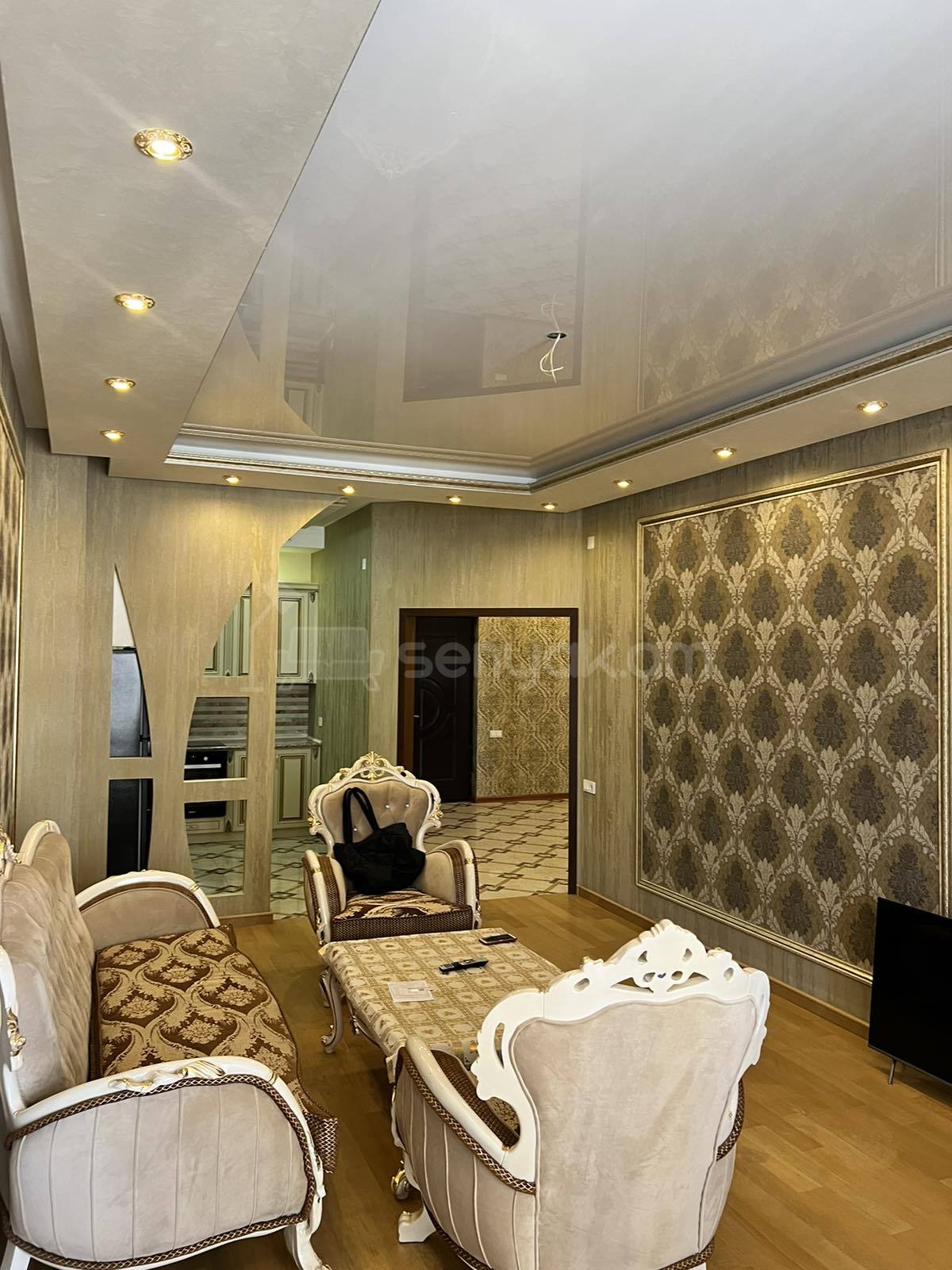 3 Սենյականոց Բնակարան, 130քմ, 7/14 հարկ, Դիզայներական Վերանորոգված, Կահավորված