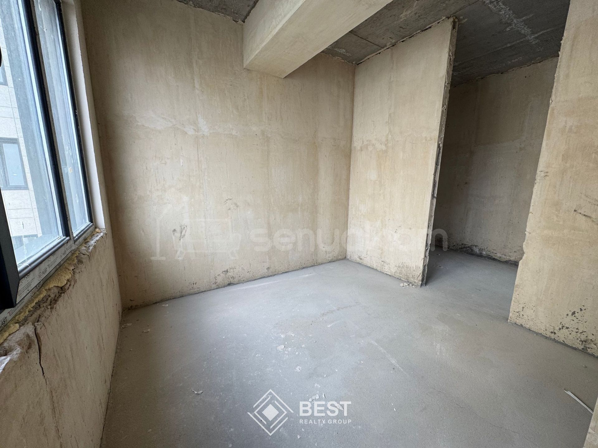 4 Սենյականոց Բնակարան, 104քմ, 8/14 հարկ, Զրոյական Վիճակում