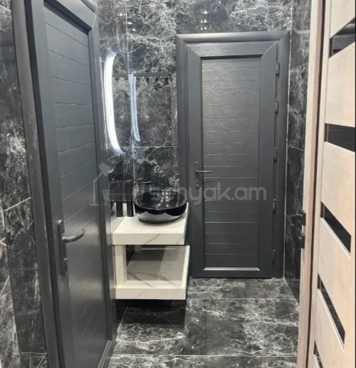 3 Սենյականոց Բնակարան Նորակառույցում, 73քմ, 13/15 հարկ, Կապիտալ Վերանորոգված, Կահավորված, Արևկող