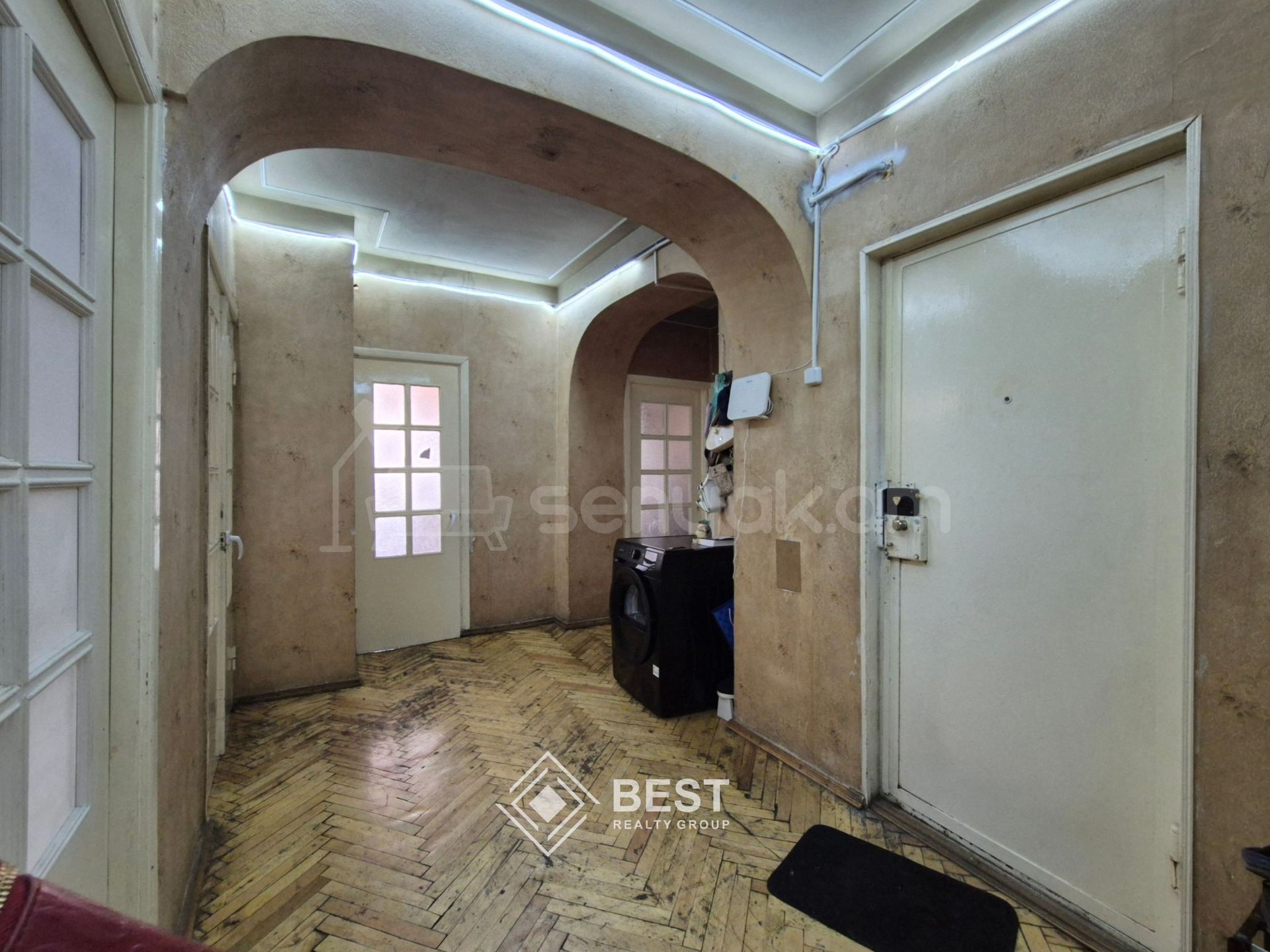 3 Սենյականոց Բնակարան, 82քմ, 9/19 հարկ, Կոսմետիկ Վերանորոգված