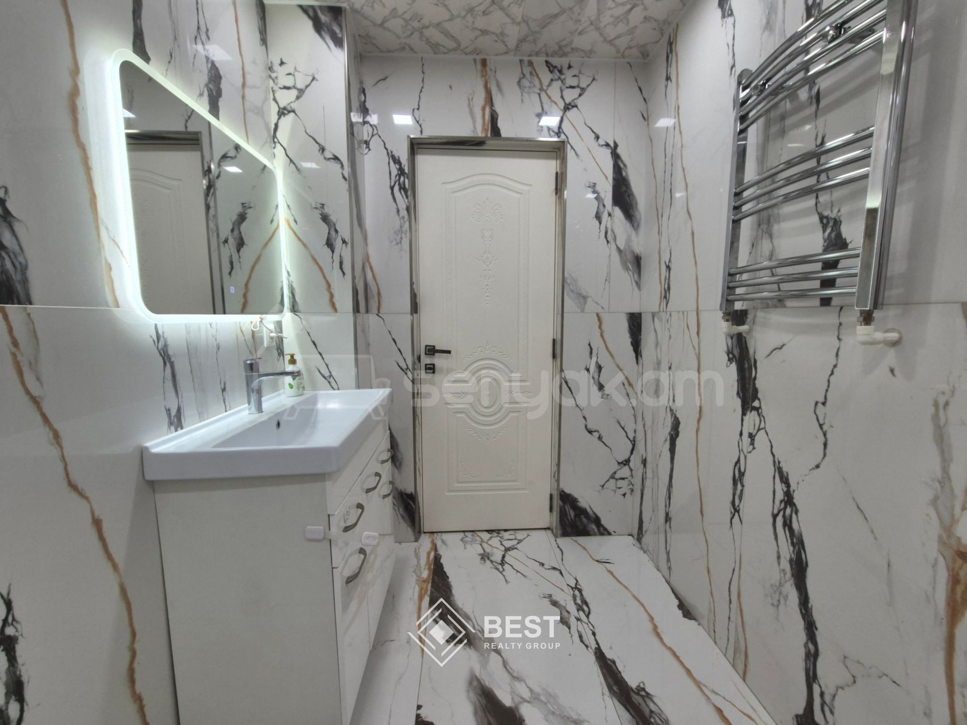 3 Սենյականոց Բնակարան Նորակառույցում, 81քմ, 1/3 հարկ, Կապիտալ Վերանորոգված