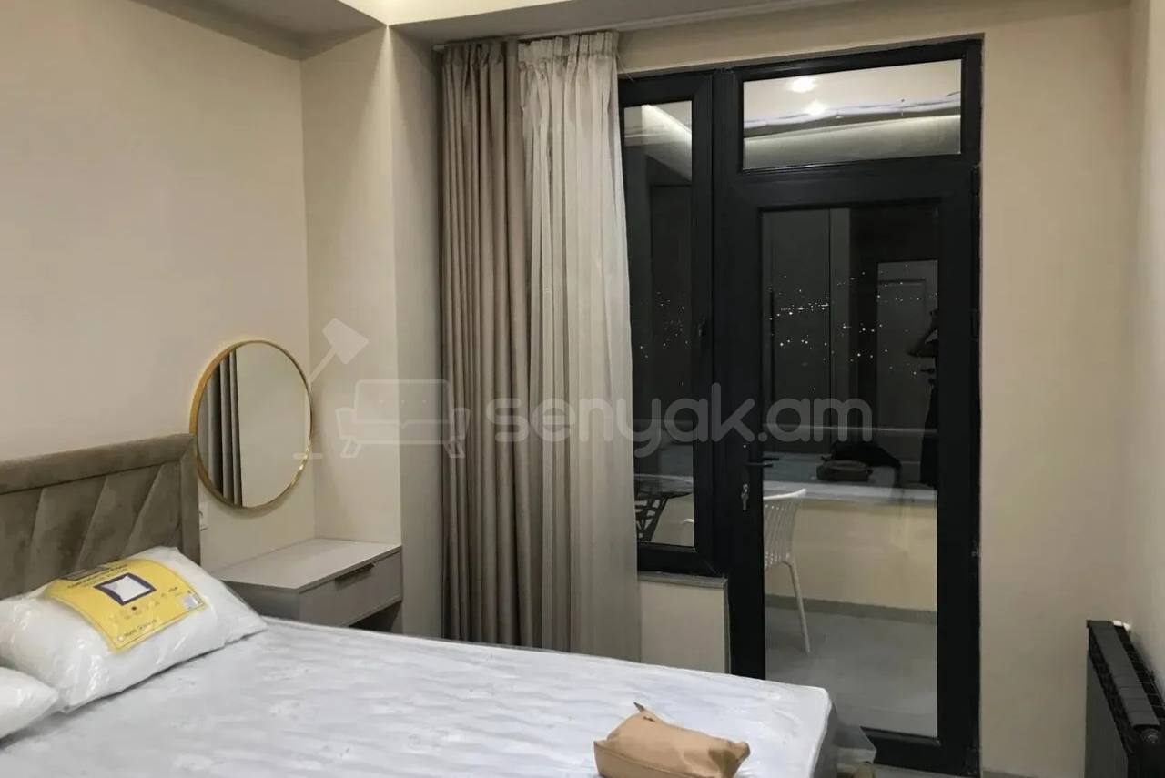 2 Սենյականոց Բնակարան Նորակառույցում, 55քմ, 12/14 հարկ, Կապիտալ Վերանորոգված, Կահավորված, Արևկող