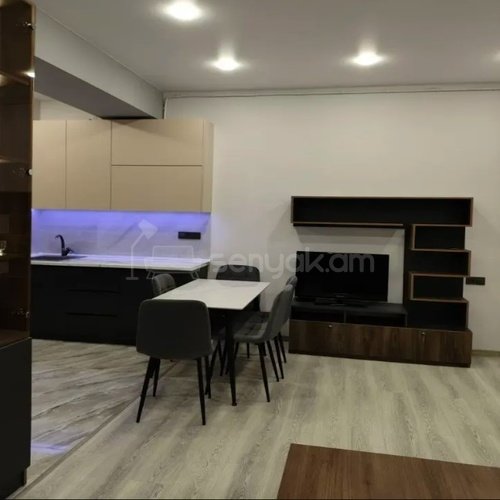 3 Սենյականոց Բնակարան, 75քմ, 14/18 հարկ, Կապիտալ Վերանորոգված