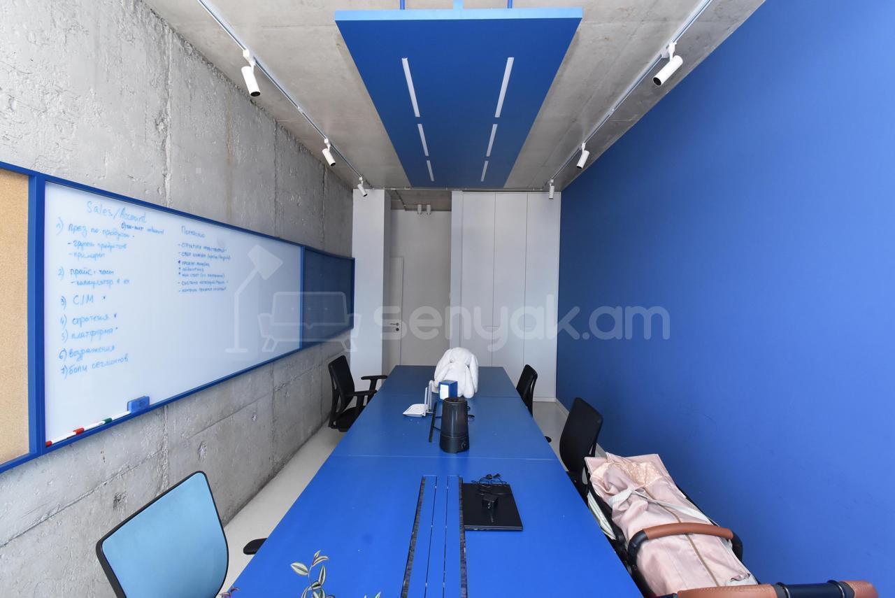 Նորակառույց Օֆիսային Տարածք, 300քմ