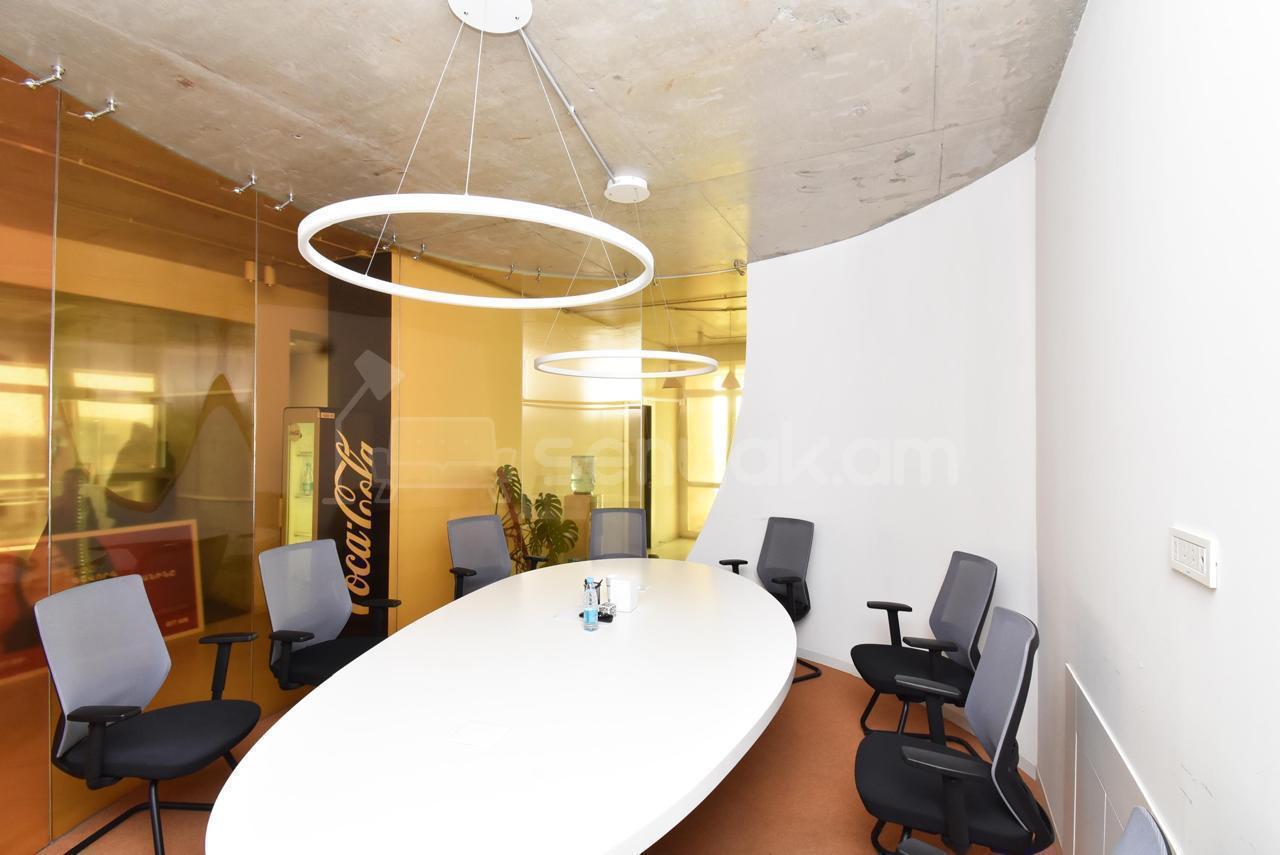 Նորակառույց Օֆիսային Տարածք, 300քմ