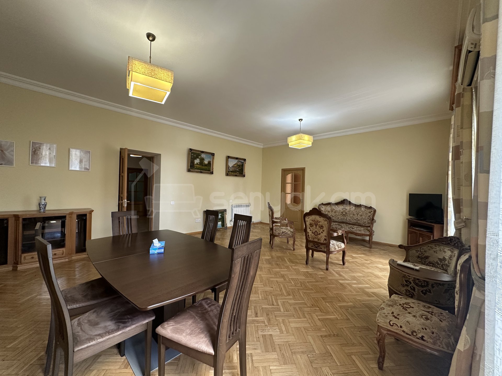 4 Սենյականոց Բնակարան Քարե Շենքում, 125քմ, 3/4 հարկ, Կապիտալ Վերանորոգված, Կահավորված, Արևկող