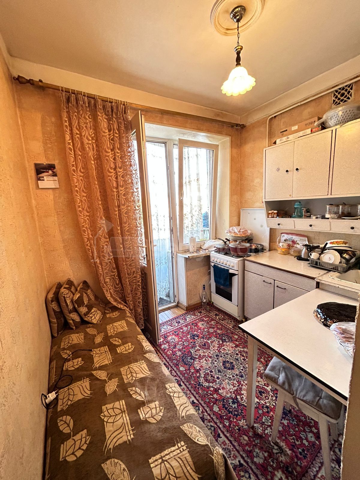 1 Սենյականոց Բնակարան Քարե Շենքում, 32քմ, 3/5 հարկ, Նորմալ Վիճակում