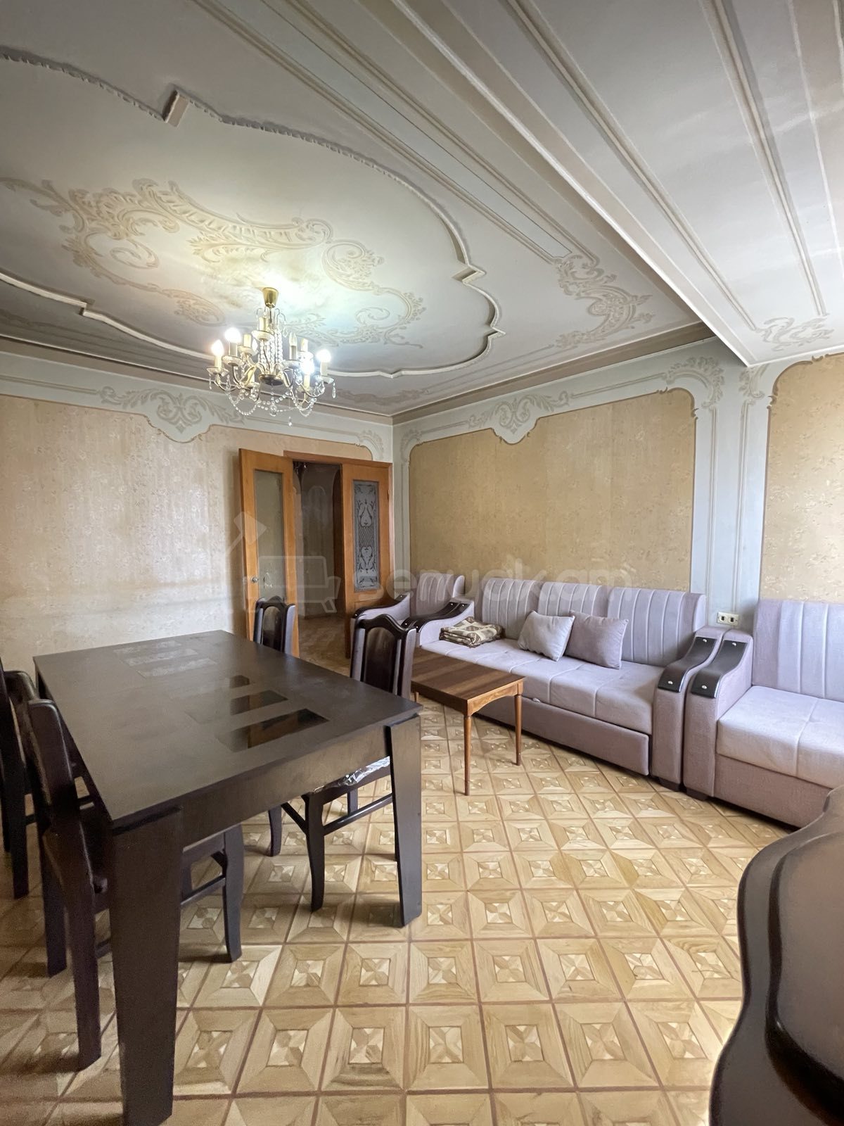 3 Սենյականոց Բնակարան, 90քմ, 10/14 հարկ, Նորմալ Վիճակում, Կահավորված