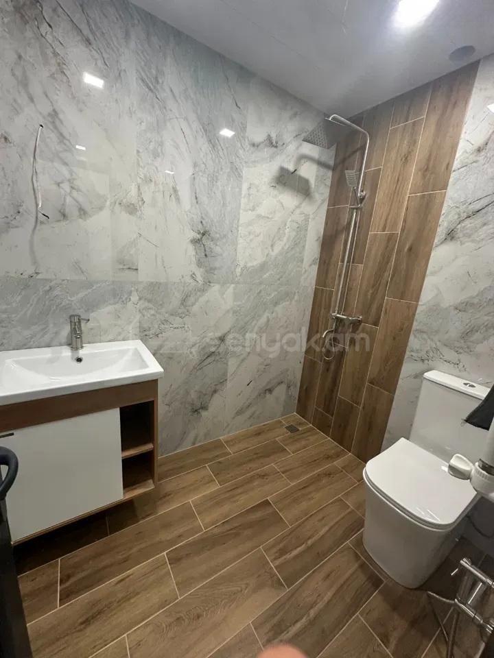 1 Սենյականոց Բնակարան Քարե Շենքում, 47քմ, 3/5 հարկ, Կապիտալ Վերանորոգված