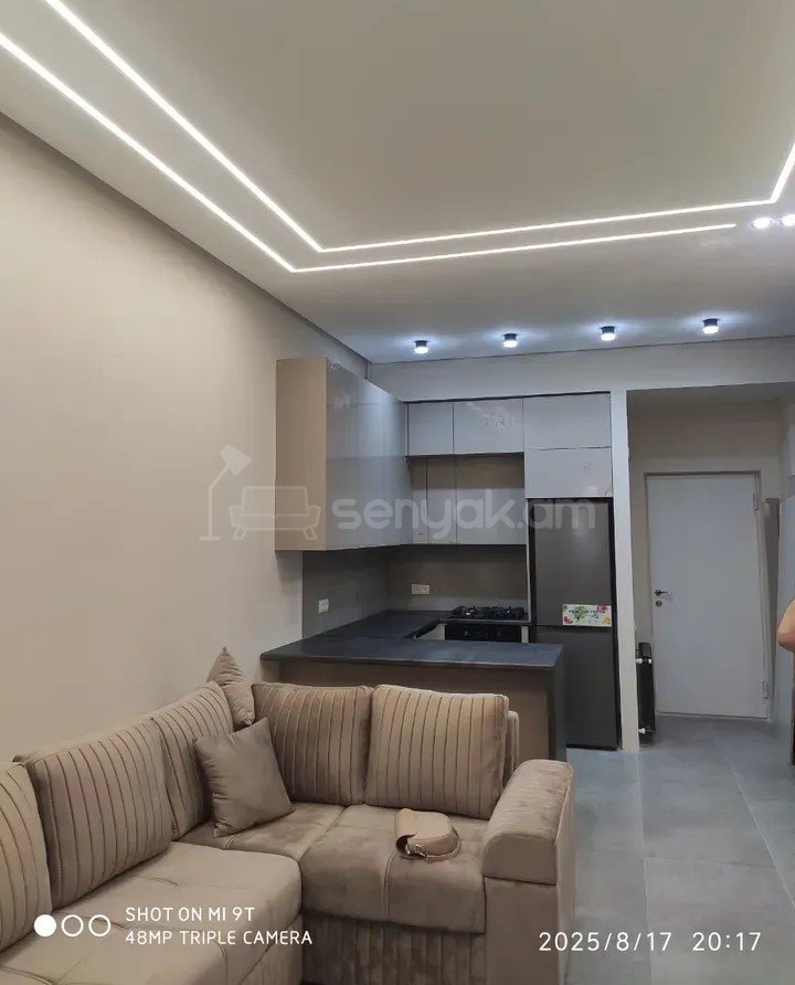 2 Սենյականոց Բնակարան Նորակառույցում, 60քմ, 12/14 հարկ, Դիզայներական Վերանորոգված, Կահավորված, Արևկող