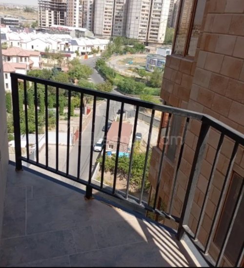 2 Սենյականոց Բնակարան, 46քմ, 12/12 հարկ, Կապիտալ Վերանորոգված, Կահավորված, Արևկող