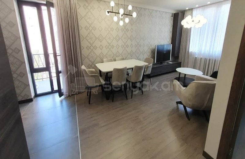 2 Սենյականոց Բնակարան Քարե Շենքում, 55քմ, 6/9 հարկ, Դիզայներական Վերանորոգված, Կահավորված, Արևկող