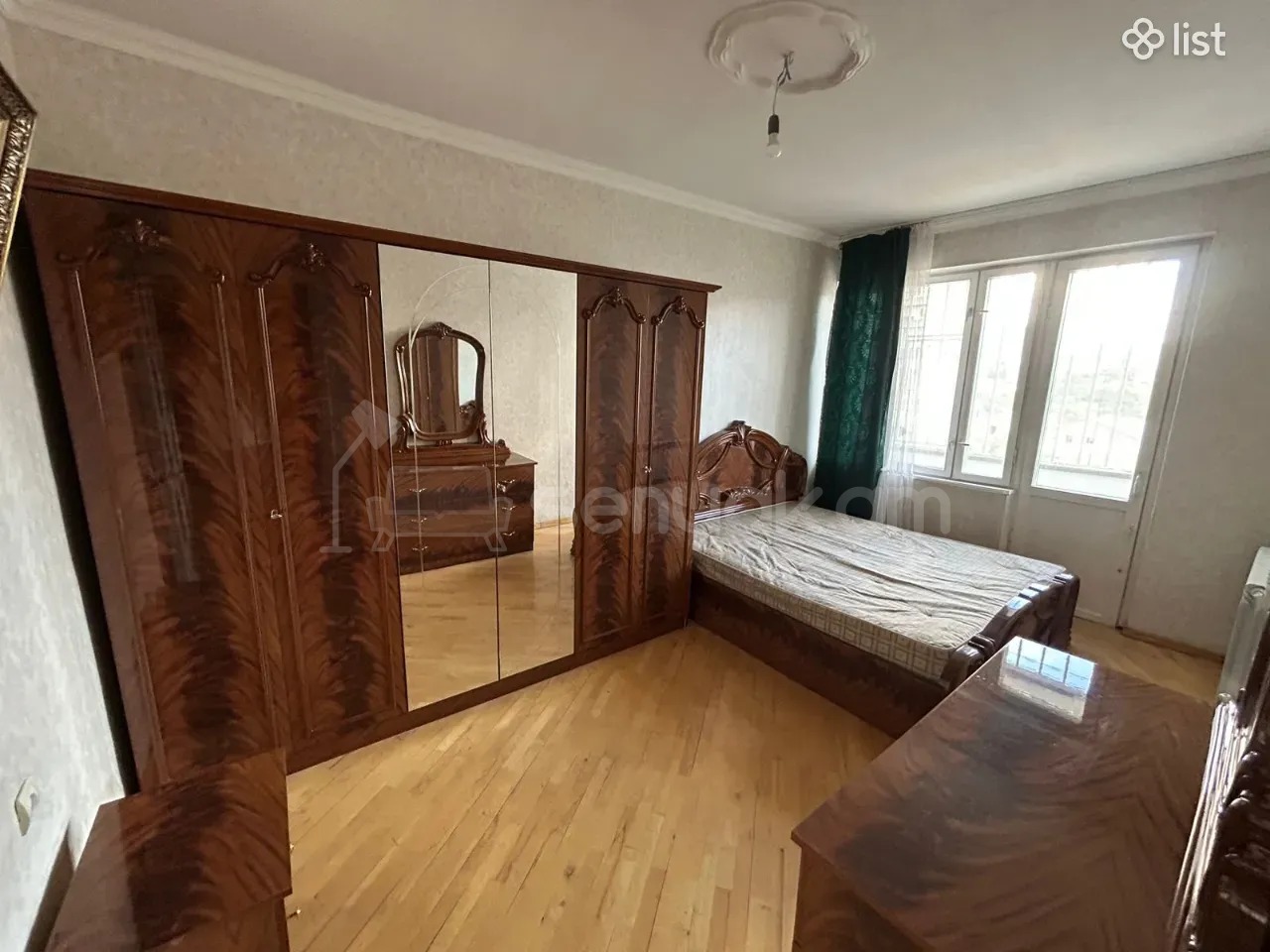 3 Սենյականոց Բնակարան Քարե Շենքում, 76քմ, 3/5 հարկ, Կապիտալ Վերանորոգված, Կահավորված, Արևկող