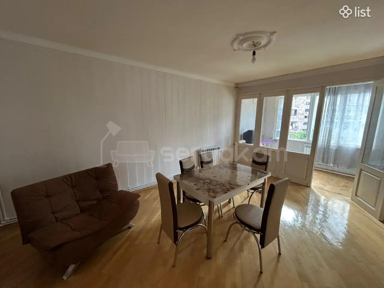 3 Սենյականոց Բնակարան Քարե Շենքում, 76քմ, 3/5 հարկ, Կապիտալ Վերանորոգված, Կահավորված, Արևկող