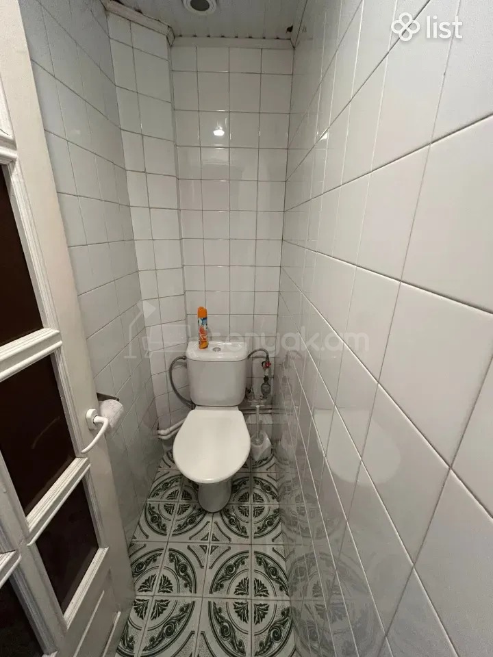 3 Սենյականոց Բնակարան Քարե Շենքում, 76քմ, 3/5 հարկ, Կապիտալ Վերանորոգված, Կահավորված, Արևկող