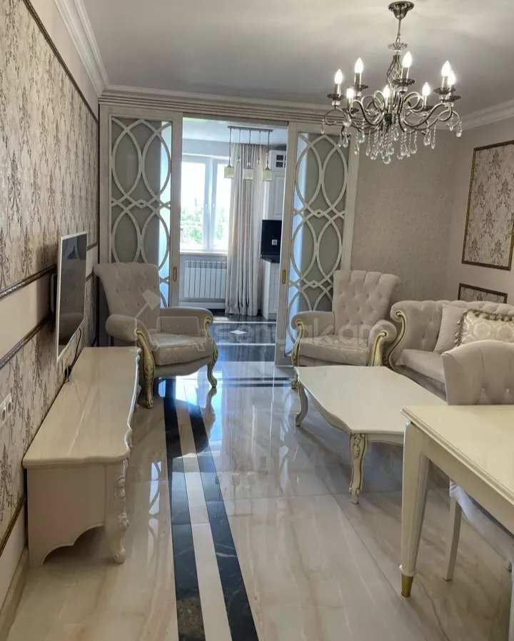 3 Սենյականոց Բնակարան, 80քմ, 2/7 հարկ, Դիզայներական Վերանորոգված, Կահավորված