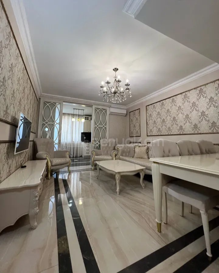 3 Սենյականոց Բնակարան, 80քմ, 2/7 հարկ, Դիզայներական Վերանորոգված, Կահավորված