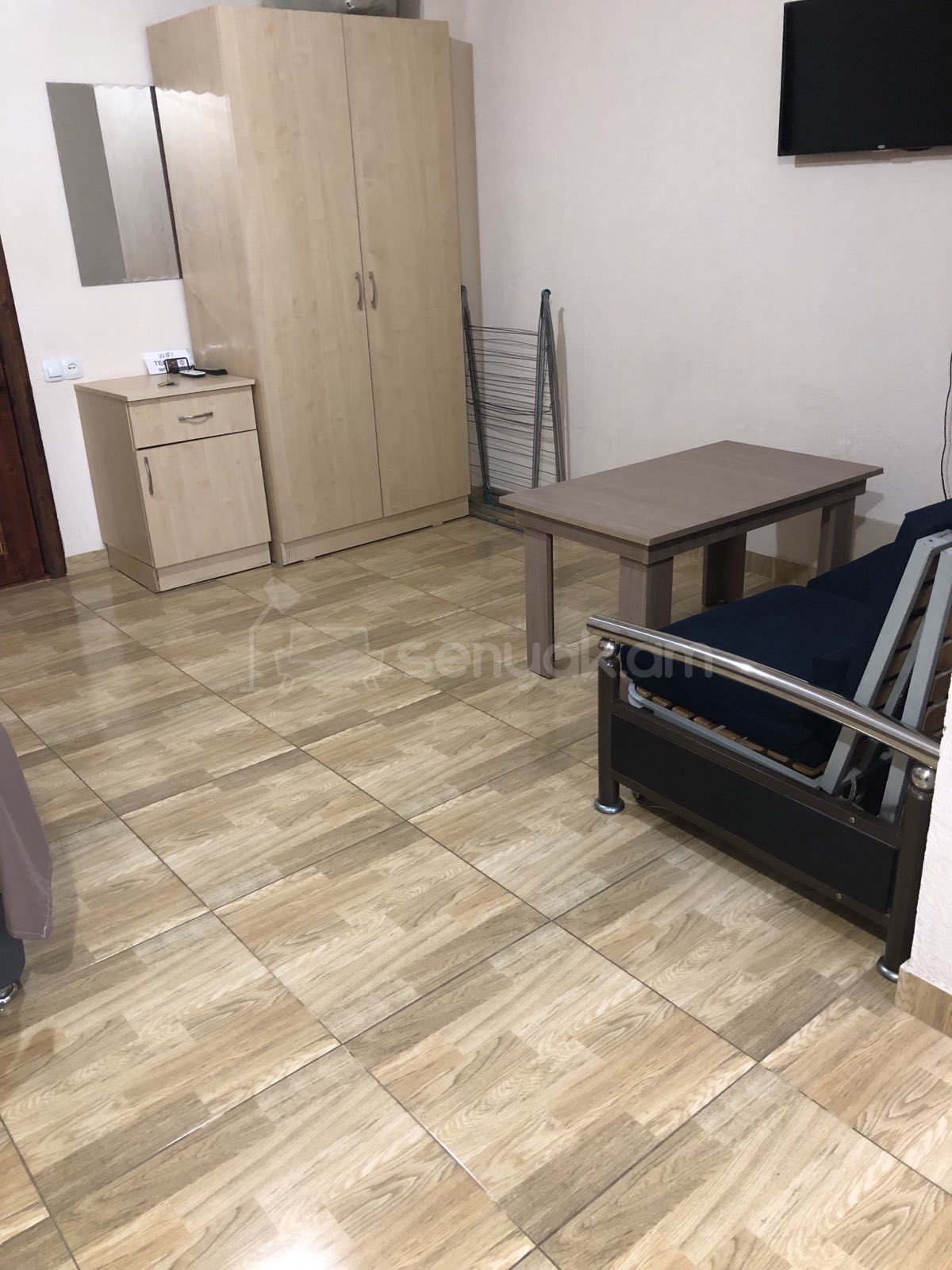 1 Սենյականոց Բնակարան Նորակառույցում, 30քմ, 2/3 հարկ, Կապիտալ Վերանորոգված