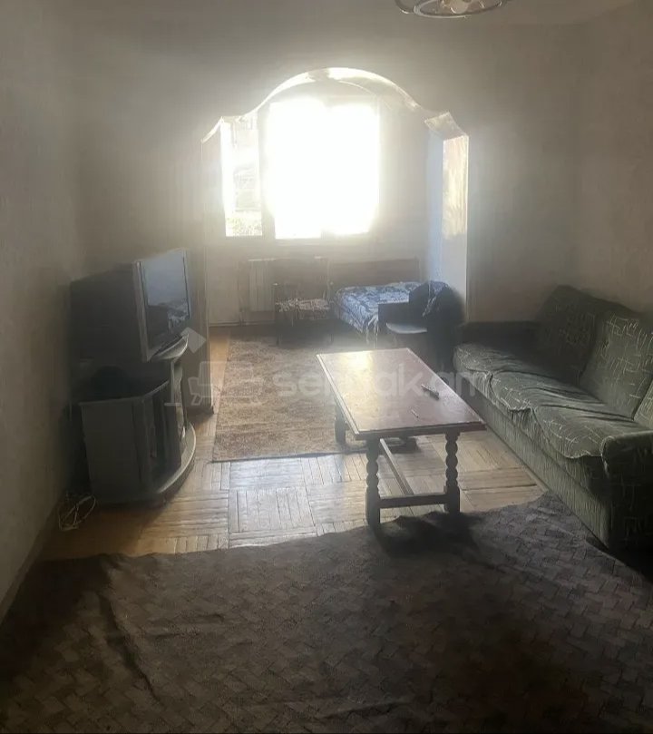 2 Սենյականոց Բնակարան, 51քմ, 2/4 հարկ, Նորմալ Վիճակում, Կահավորված