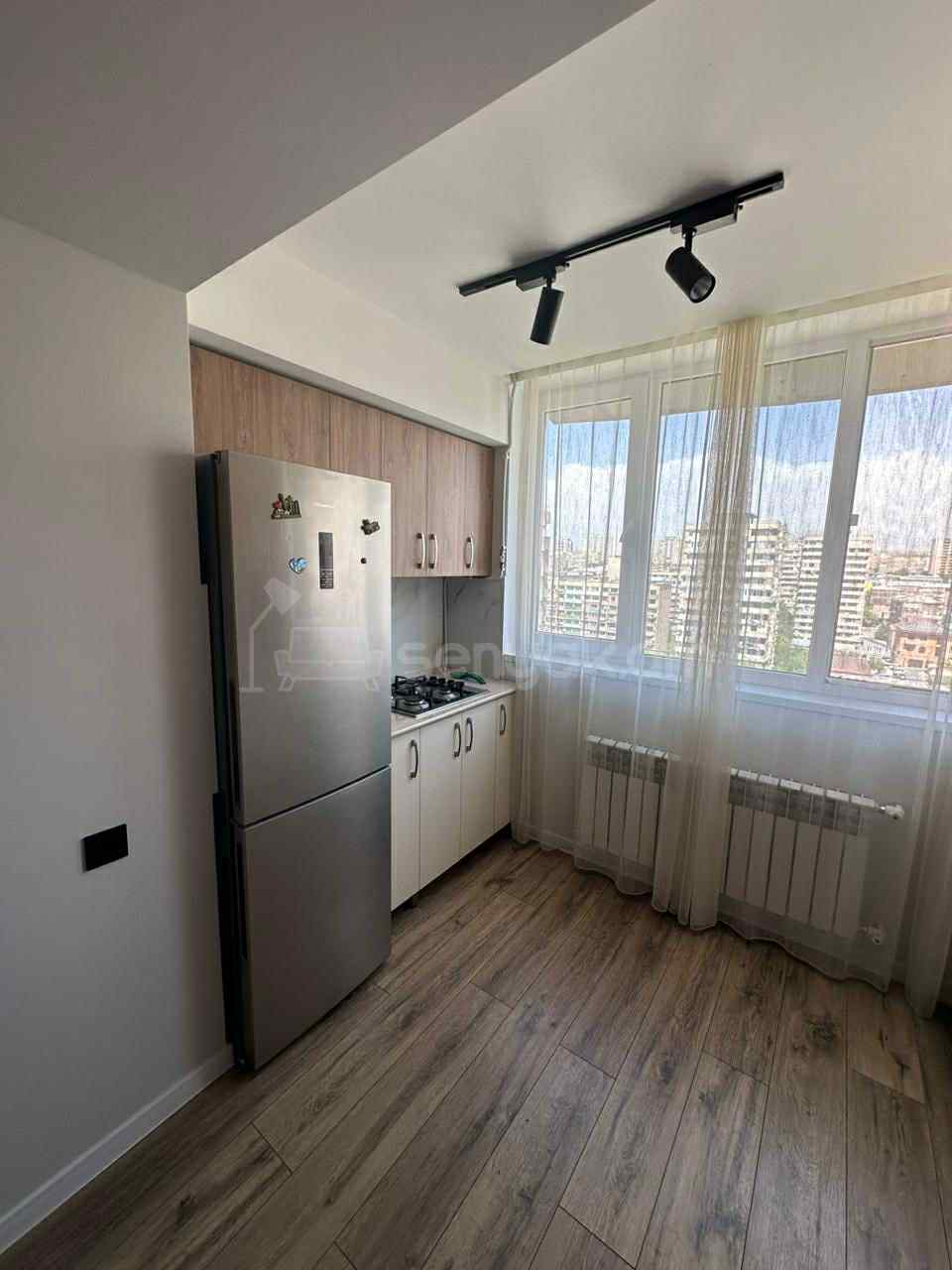 2 Սենյականոց Բնակարան, 40քմ, 11/14 հարկ, Կապիտալ Վերանորոգված