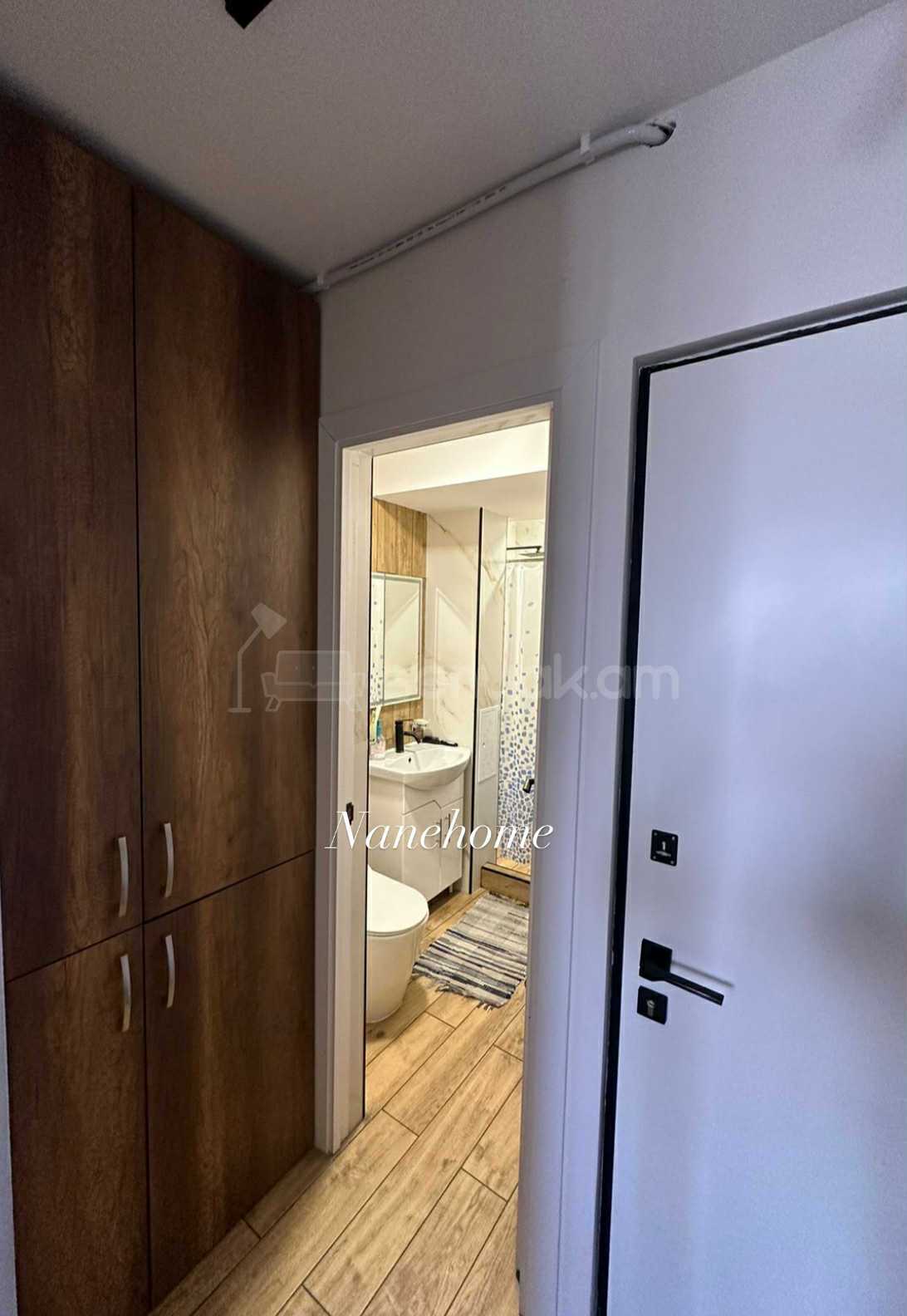 2 Սենյականոց Բնակարան, 40քմ, 11/14 հարկ, Կապիտալ Վերանորոգված